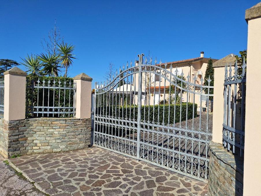 Leupupe Relax Cultura Mare Monti Apartman Cascina Kültér fotó
